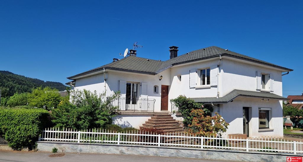 Maison VAGNEY 365000€ Marc HENRY IMMOBILIER